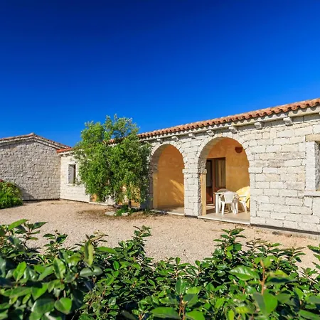 D Pietraia 08b Bilo Apartman Badesi